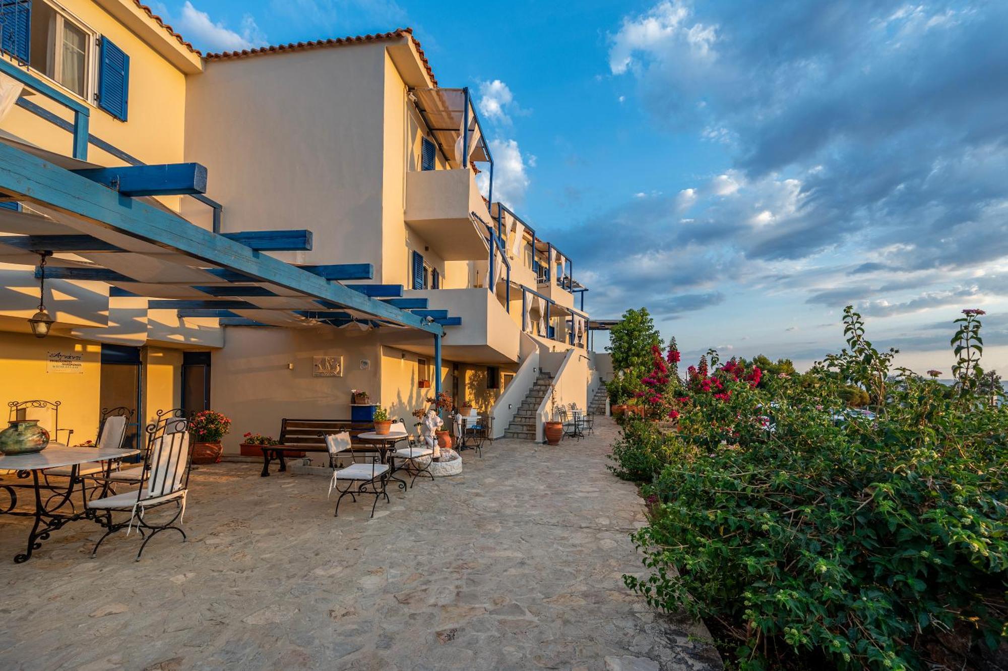 Agnadi Blue Apartments Diakofti Zewnętrze zdjęcie